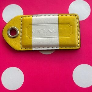 Coach Poppy  Hangtag in Yellow and White RARE